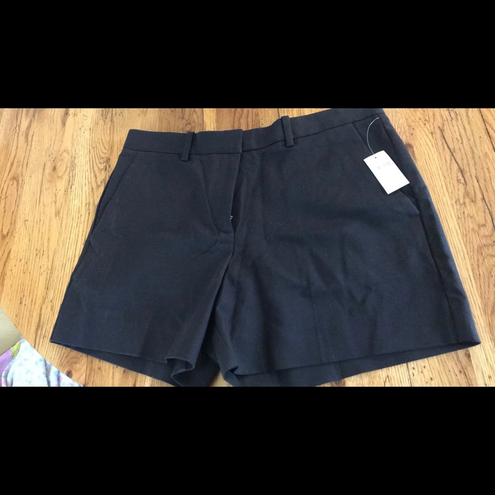 Gap Tailored shorts - brand new